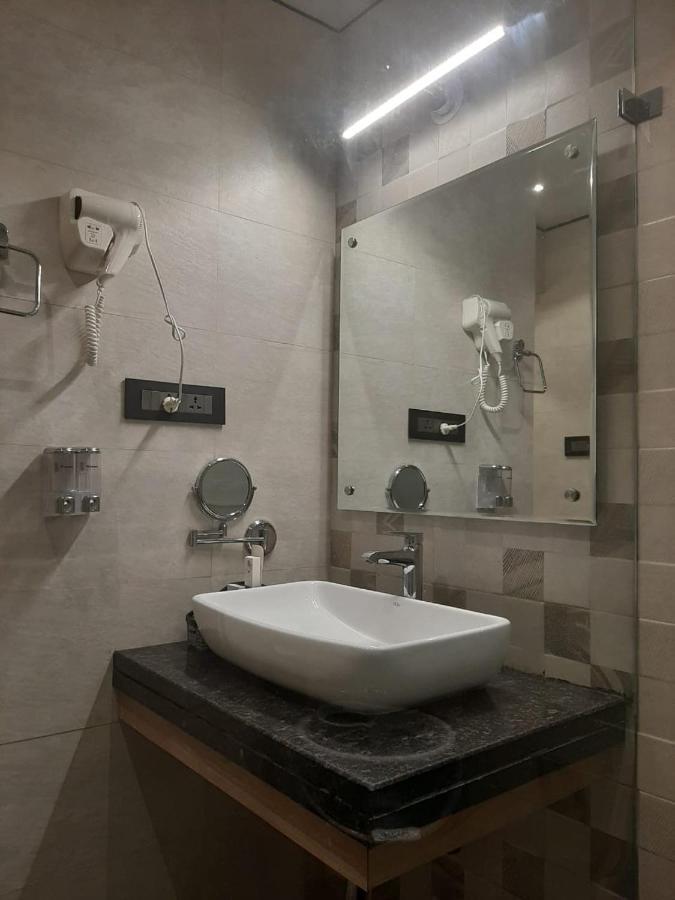 Park Avenue And Resorts Sikar Exterior photo